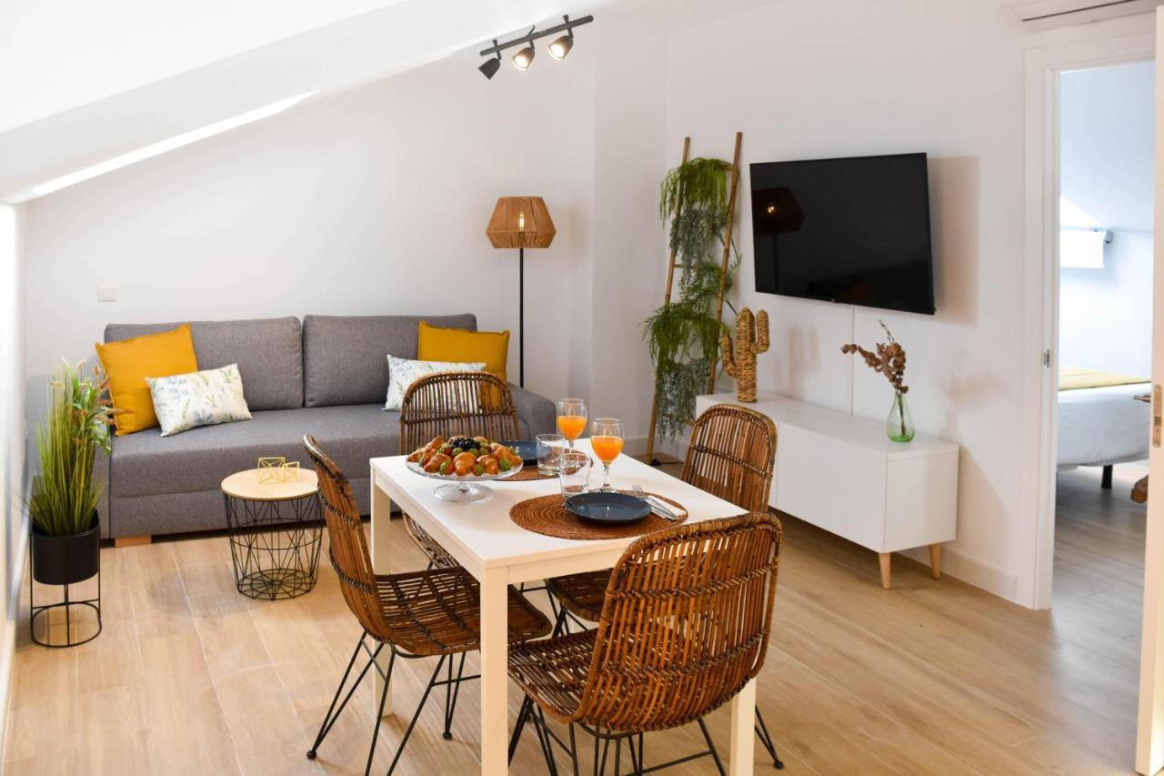 Holidays2Malaga Trinidad Renovated 1 Bedroom Penthouse Close To City Center Eksteriør bilde